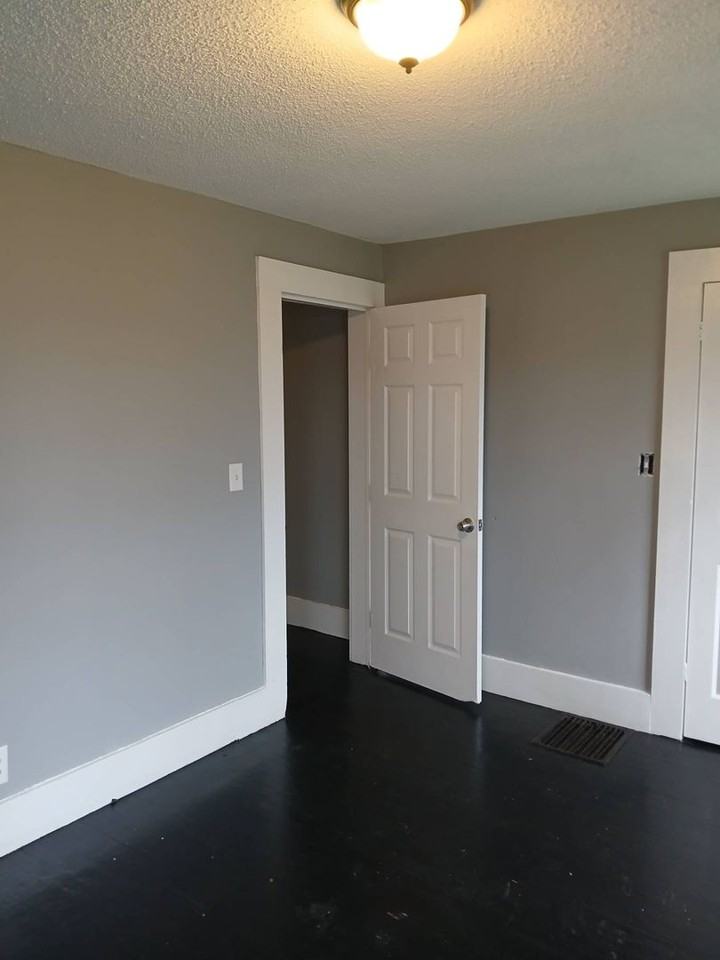 1579 Martin Ave - Photo 7 of 11