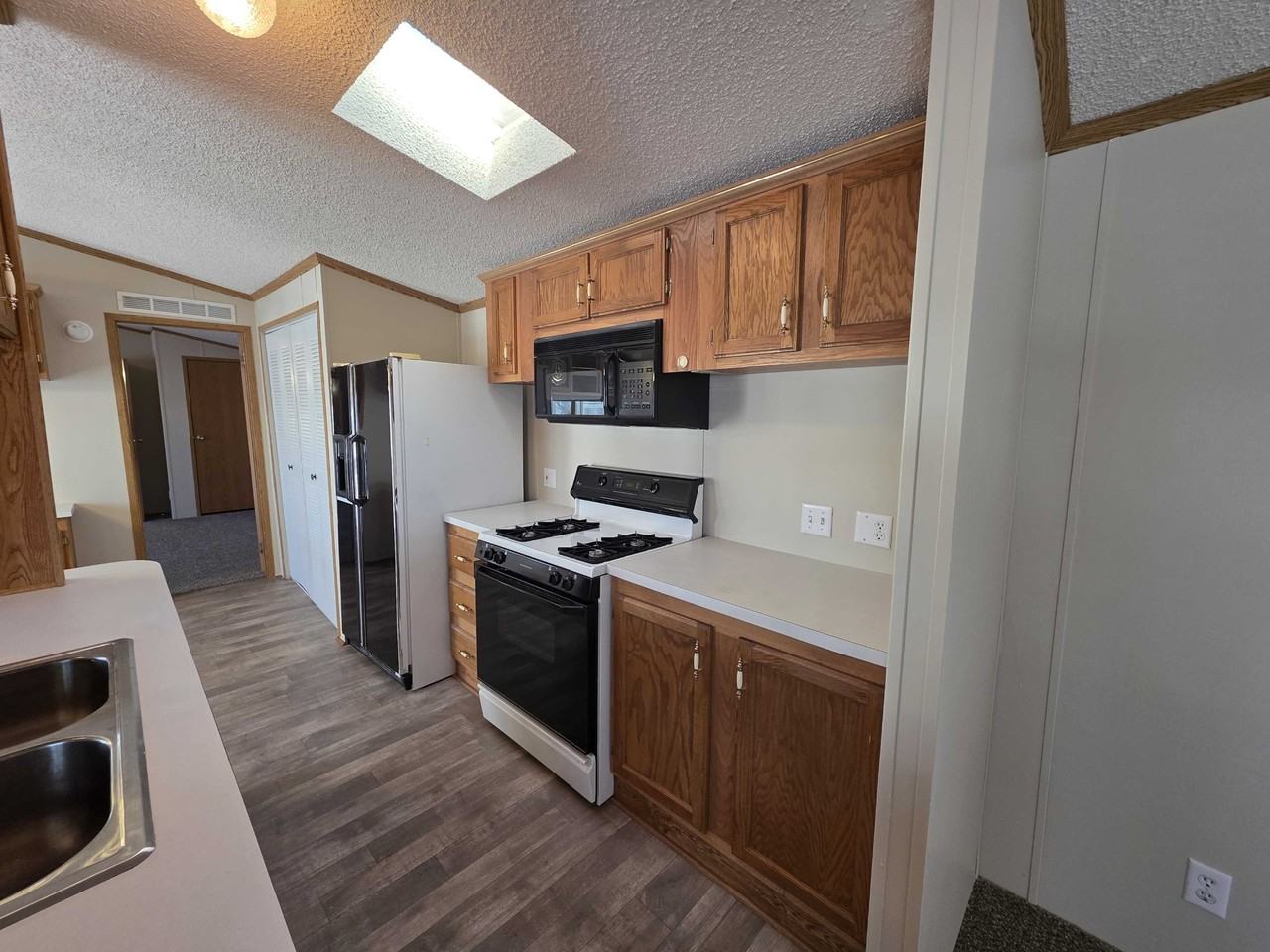 4461 Beechwood St #595 - Photo 5 of 30