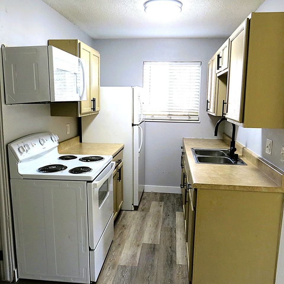 Summit View Terrace - Photo 7 of 15