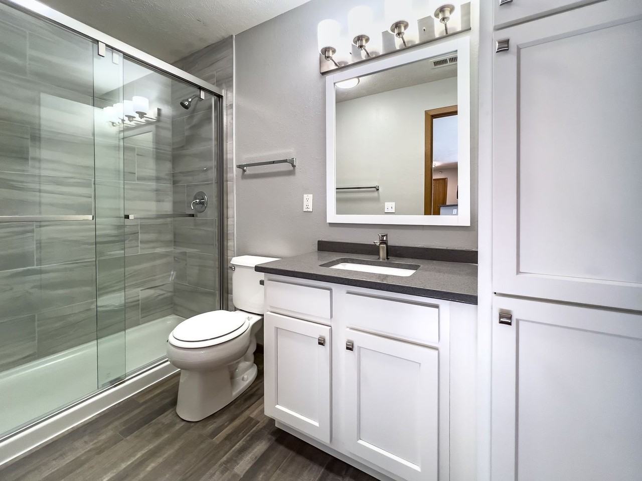 Foxboro Apartments - Photo 6 of 20