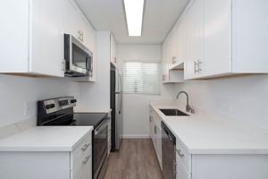 featured image of 2660 Hornblend St