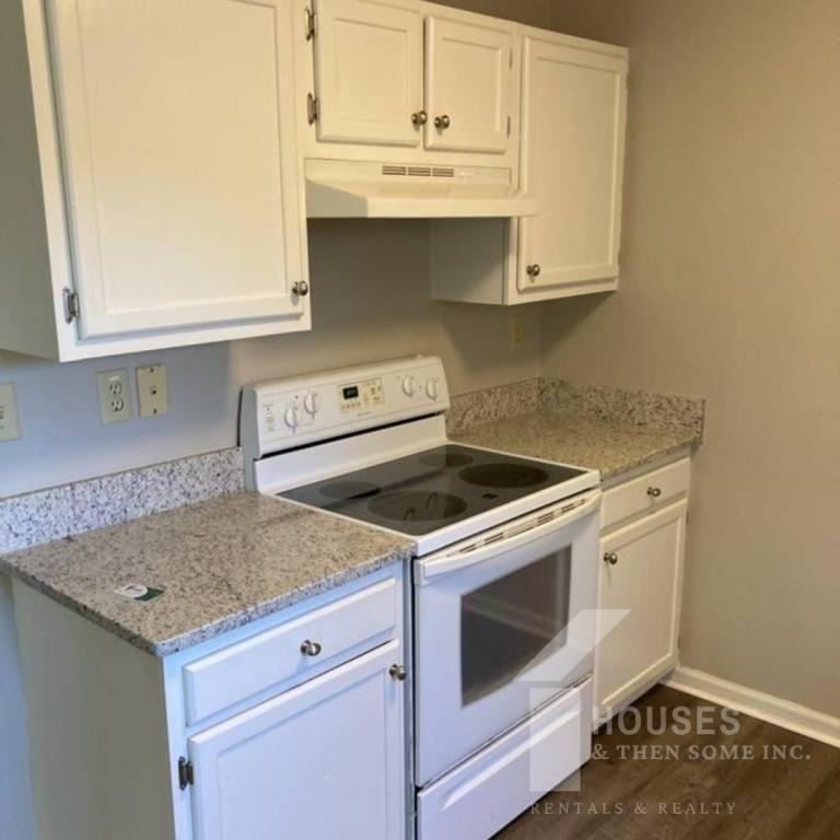 5 Sandy Point Ct - Photo 7 of 20