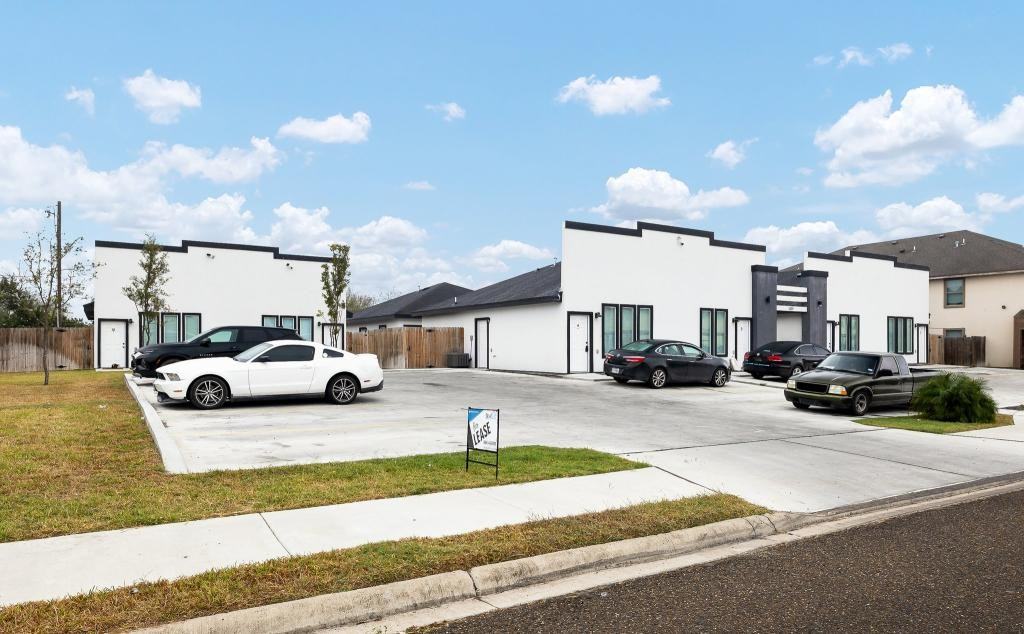 1429 W Harrison Ave Apt 5 - Photo 2 of 11