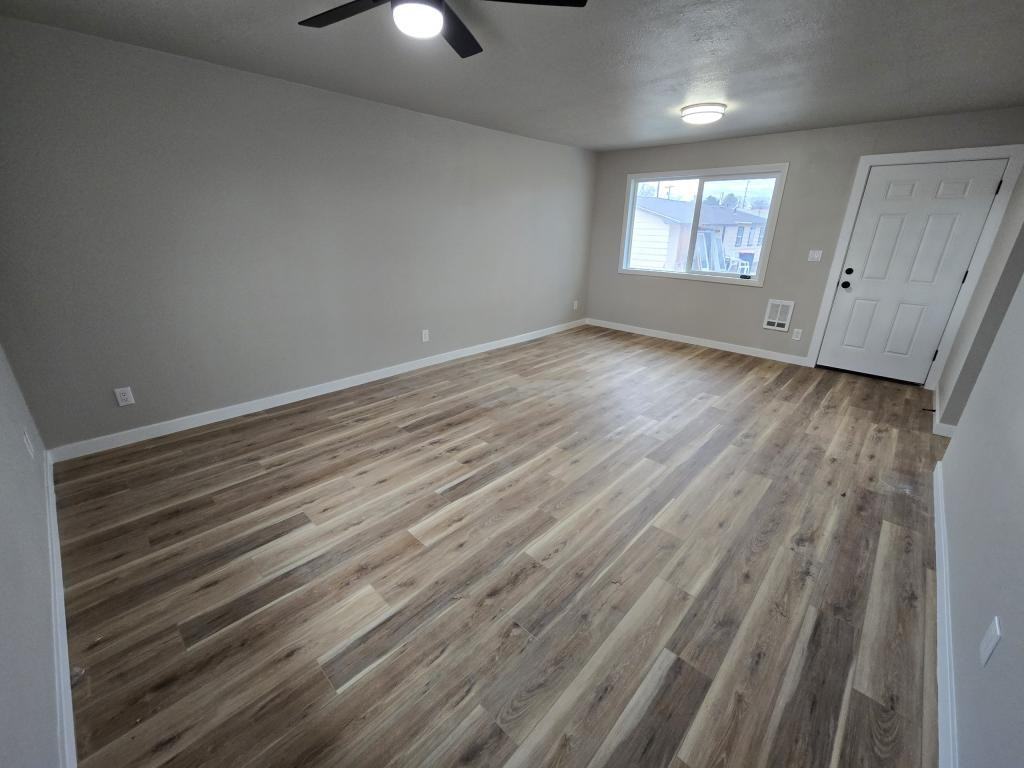 624 Jackson St - Photo 3 of 15