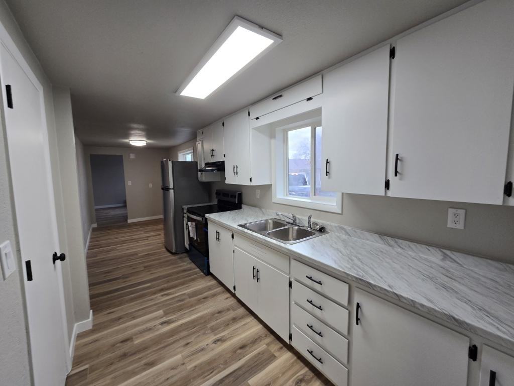 624 Jackson St - Photo 7 of 15