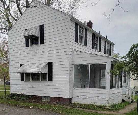 1028 Clearview St Nw - Photo 2 of 18