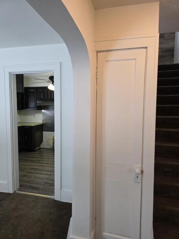 1028 Clearview St Nw - Photo 4 of 18