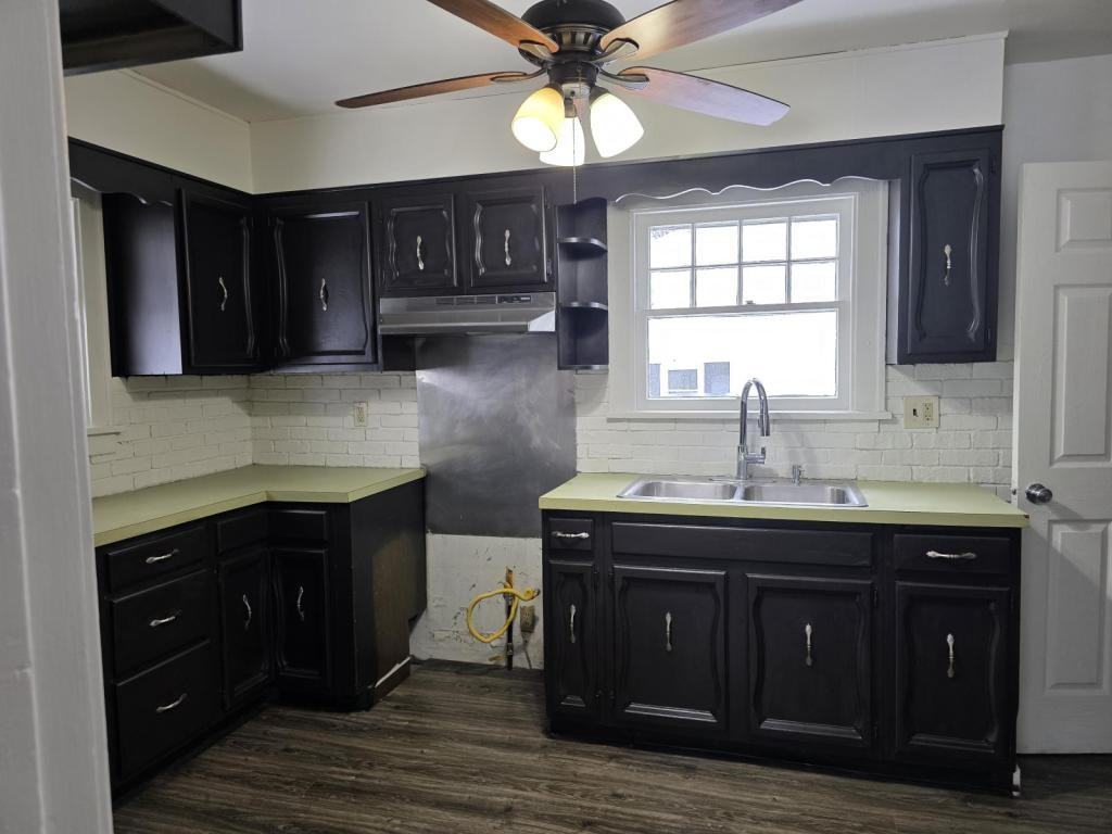 1028 Clearview St Nw - Photo 7 of 18