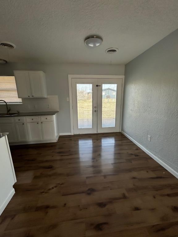 4603 Sw H Ave - Photo 4 of 16