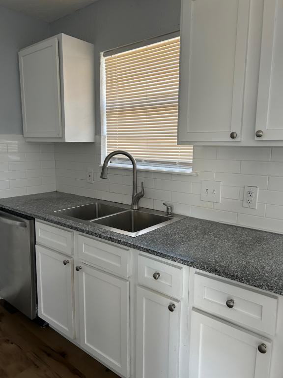 4603 Sw H Ave - Photo 7 of 16