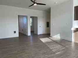 featured image of 13609 Ne 28th St