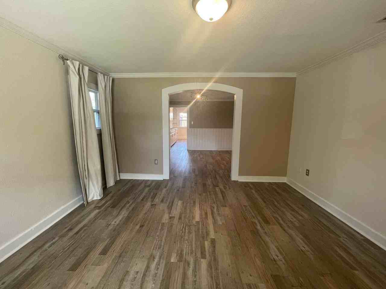3320 W 5th St - Photo 7 of 32