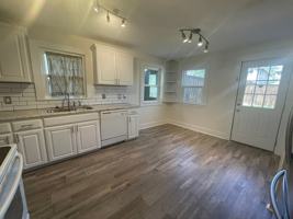 featured image of 3320 W 5th St