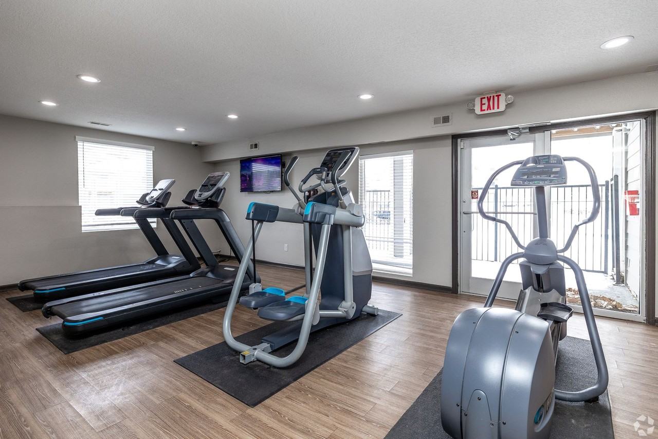 Weston Park Apartments - Photo 6 of 37