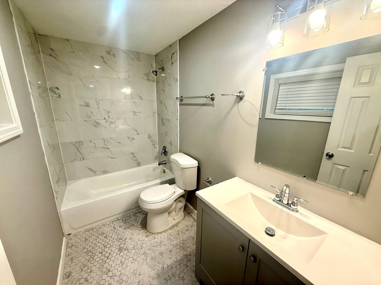 The State - Photo 4 of 11