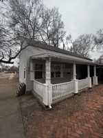 featured image of 703 Jackson St