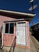 featured image of 910 E 9th St #B