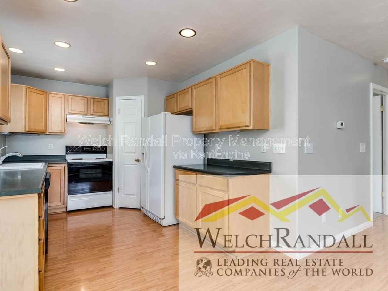 1124 E 1000 N - Photo 7 of 25