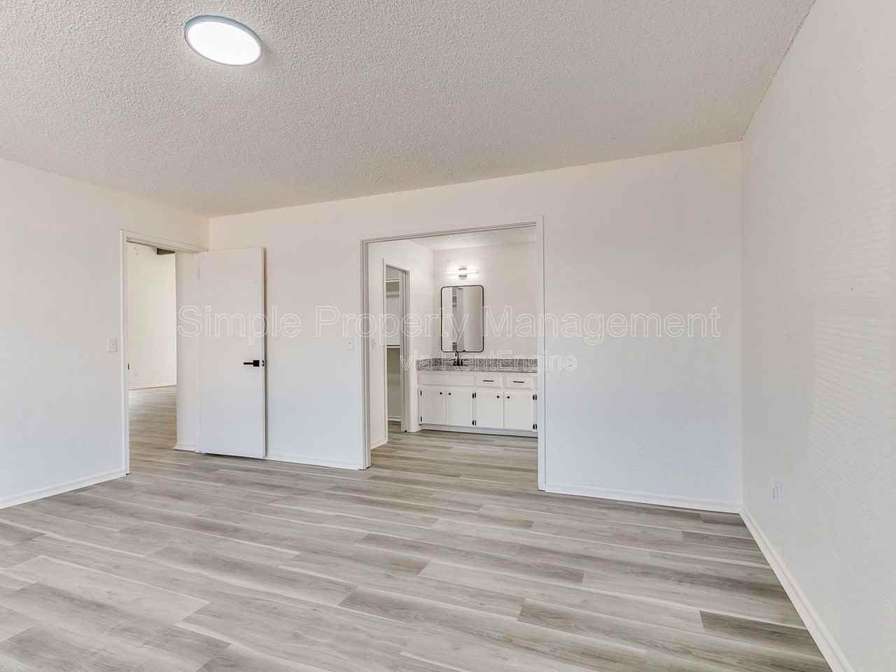 6628 Laurel Dr - Photo 4 of 29