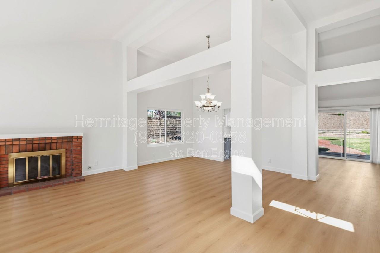 26411 Stratford - Photo 5 of 31