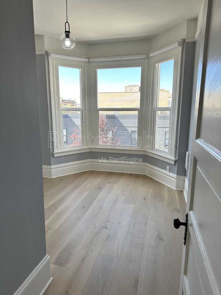 1604 Jones St - Photo 3 of 35