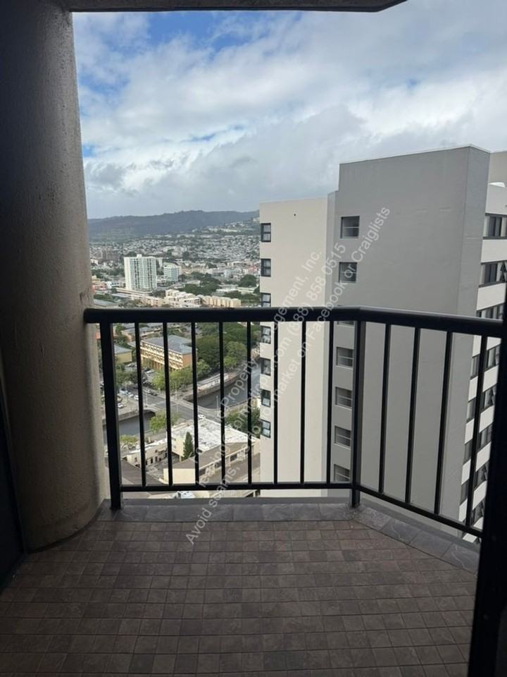 60 N Beretania St #3105 - Photo 5 of 11