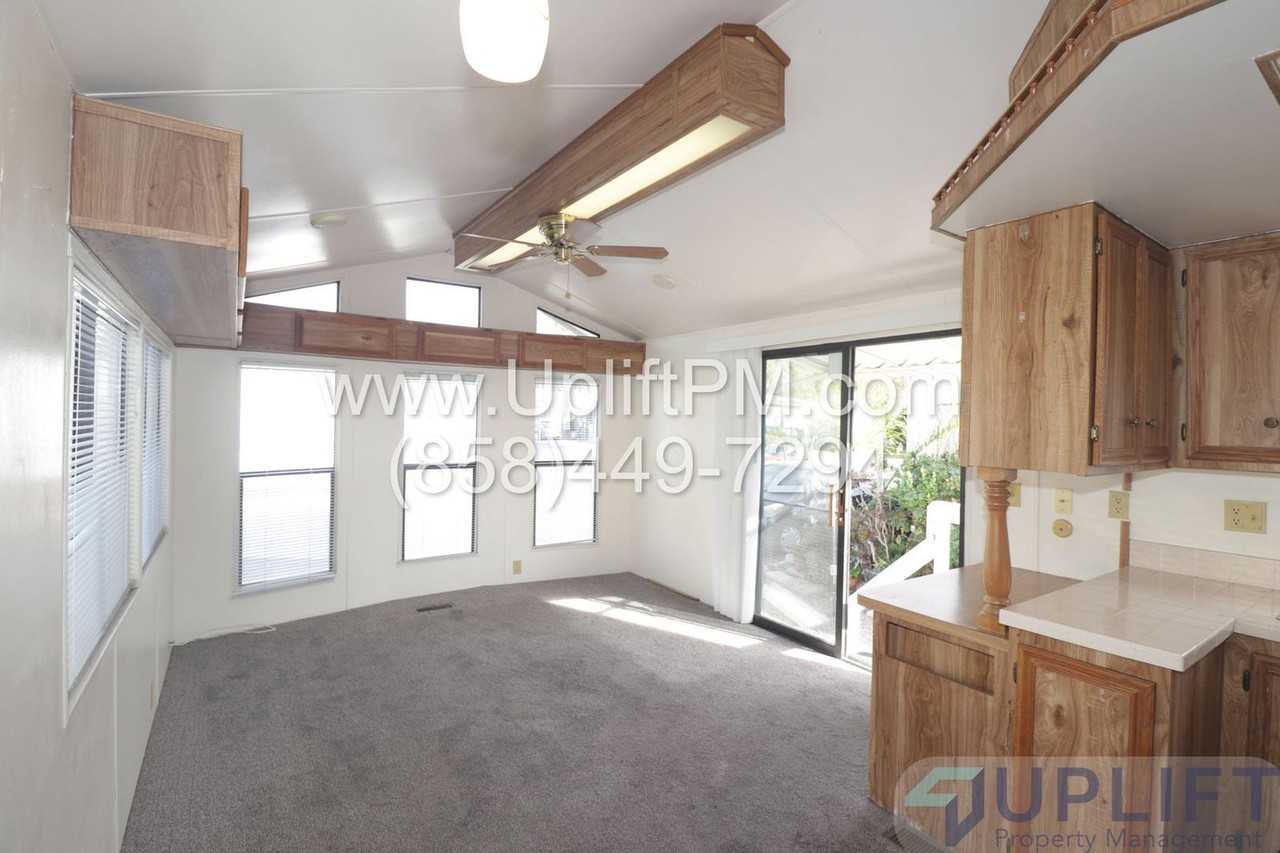 2030 Black Canyon Rd #11 - Photo 4 of 9