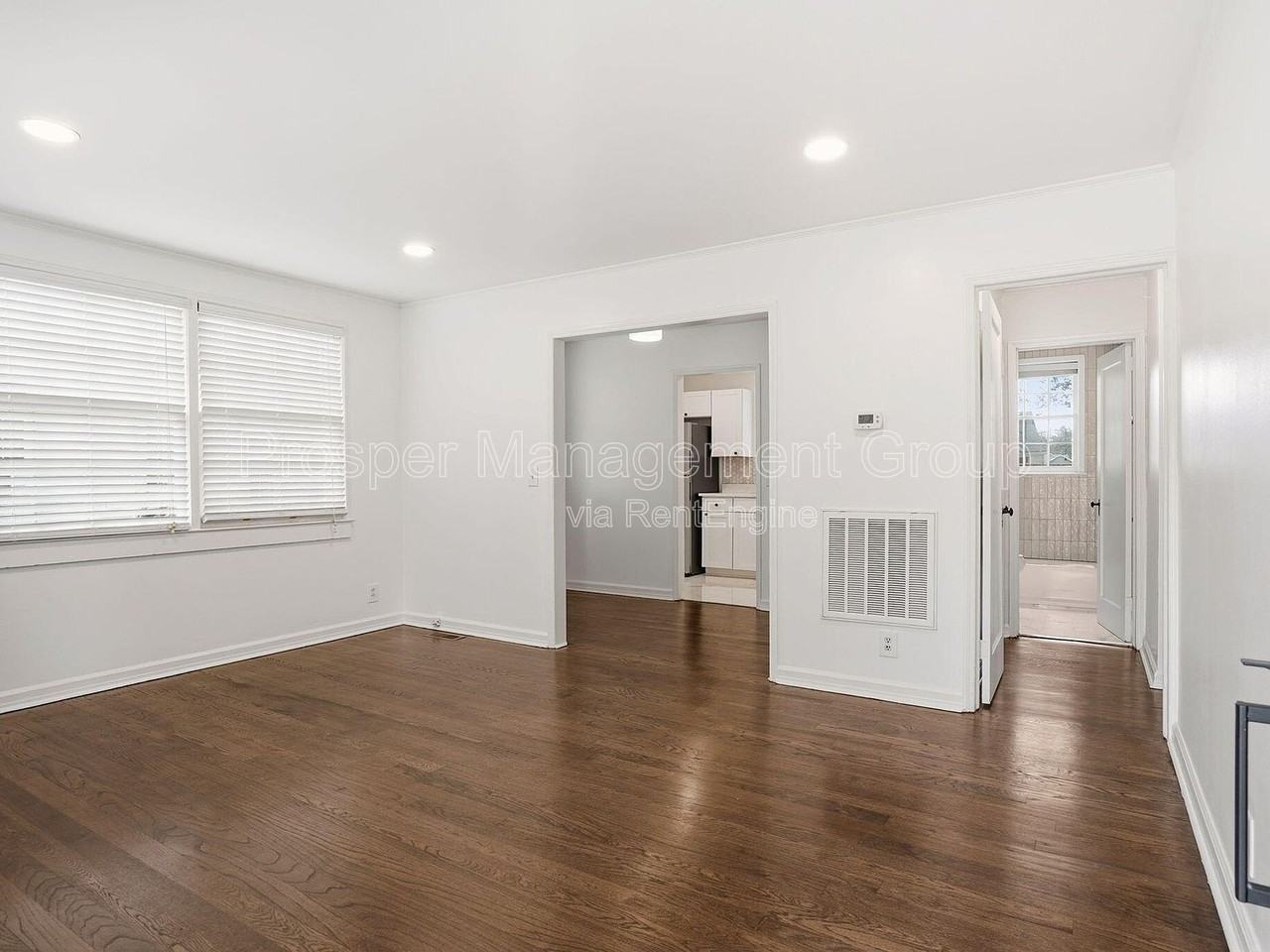 4819 Boulevard Ln - Photo 6 of 36