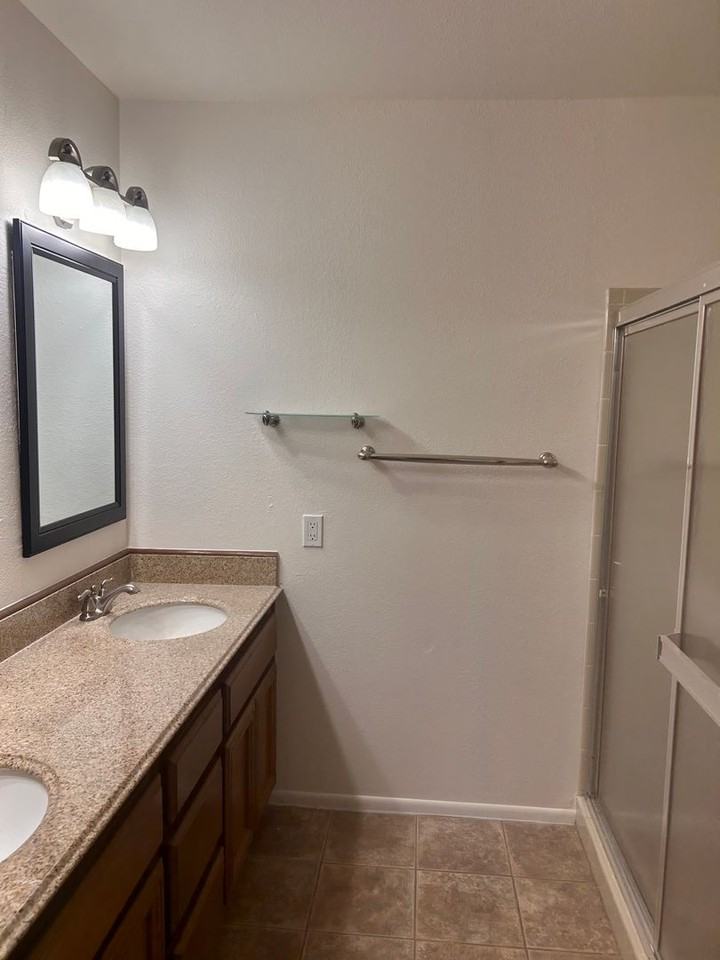 1136 E Villa Rita Dr - Photo 5 of 19