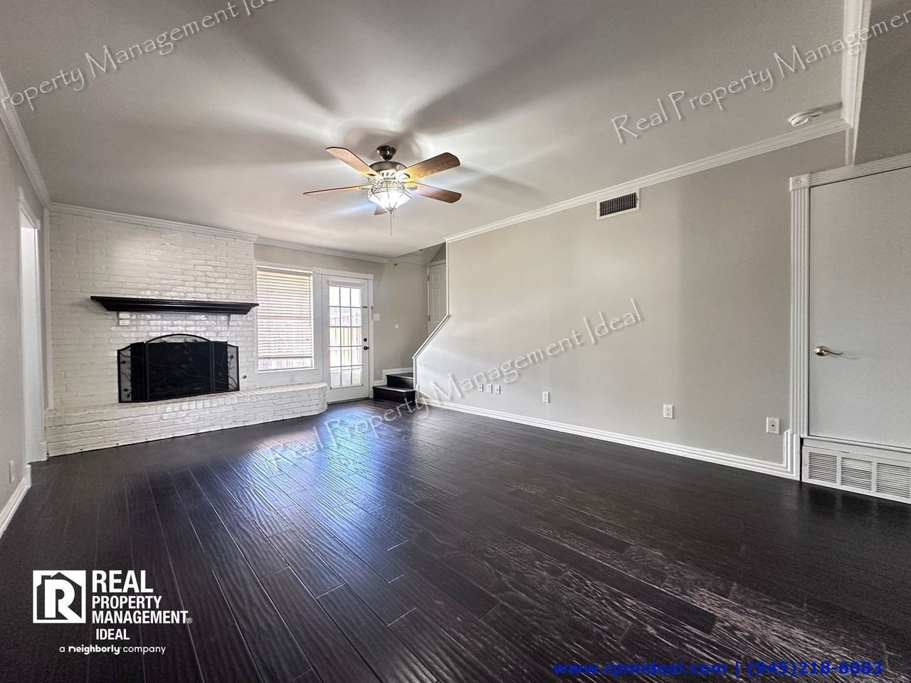 3342 Brook Glen Dr - Photo 5 of 32