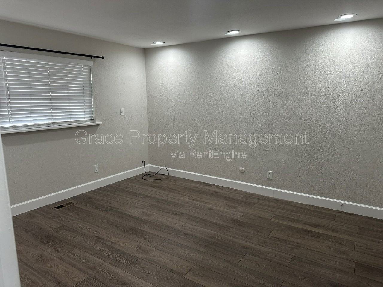 4665 W 6th Ave #16 - Photo 7 of 10