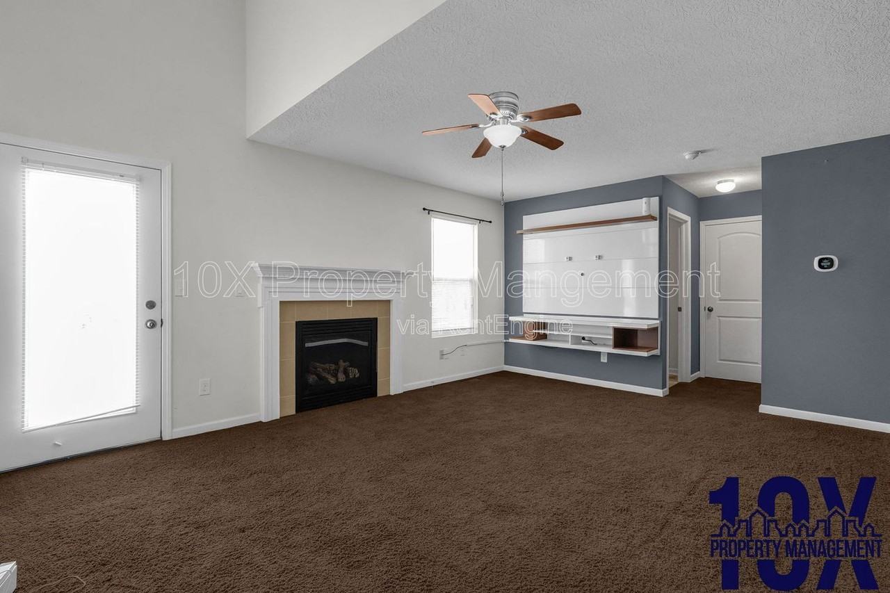 109 Halcyon Dr - Photo 7 of 32