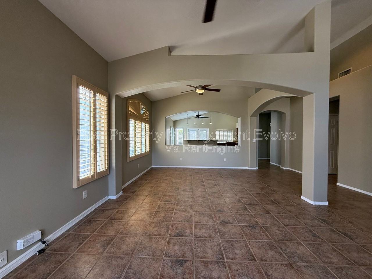 4721 E Bighorn Ave - Photo 5 of 25