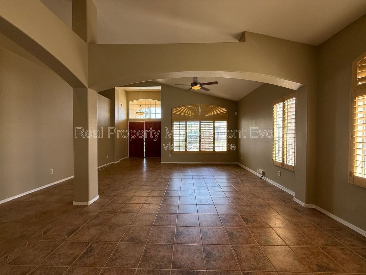 4721 E Bighorn Ave - Photo 6 of 25