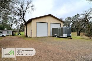 10560 Old Oregon Trl #SHOP - Photo 1 of 1