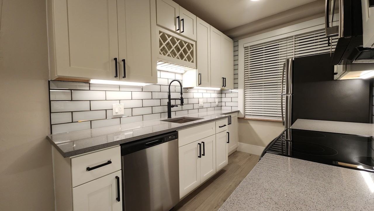 6639 Alamo Ave - Photo 2 of 11