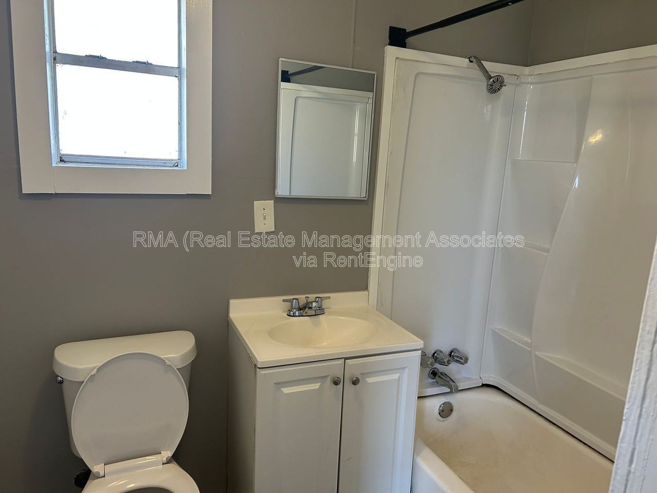 18 Sixth St - Photo 5 of 6