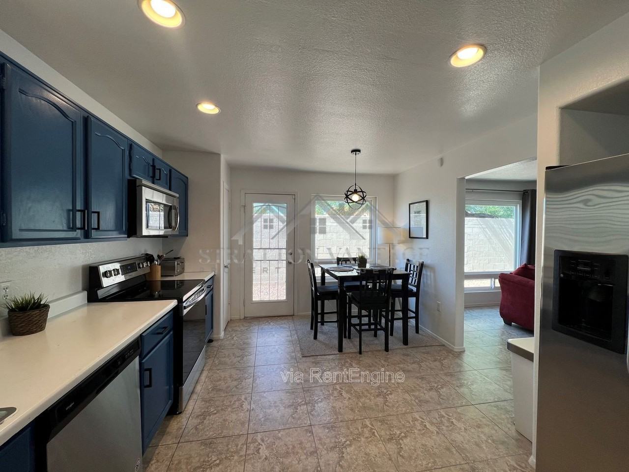 3402 W Frankfurt Dr - Photo 5 of 37