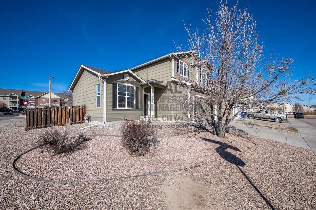 5085 Tabor Ln - Photo 2 of 33