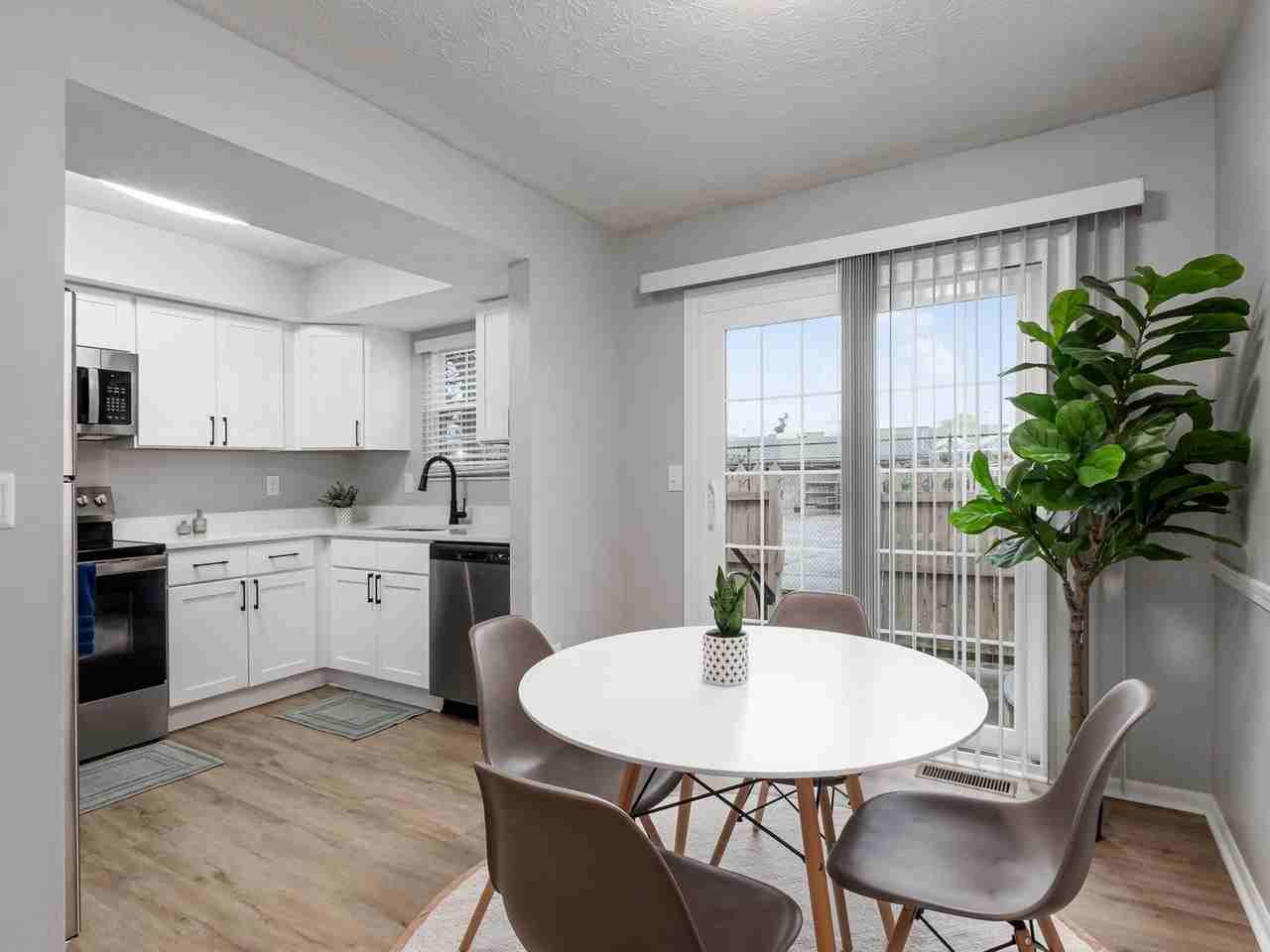 134 Blakeford Dr #134 - Photo 4 of 32