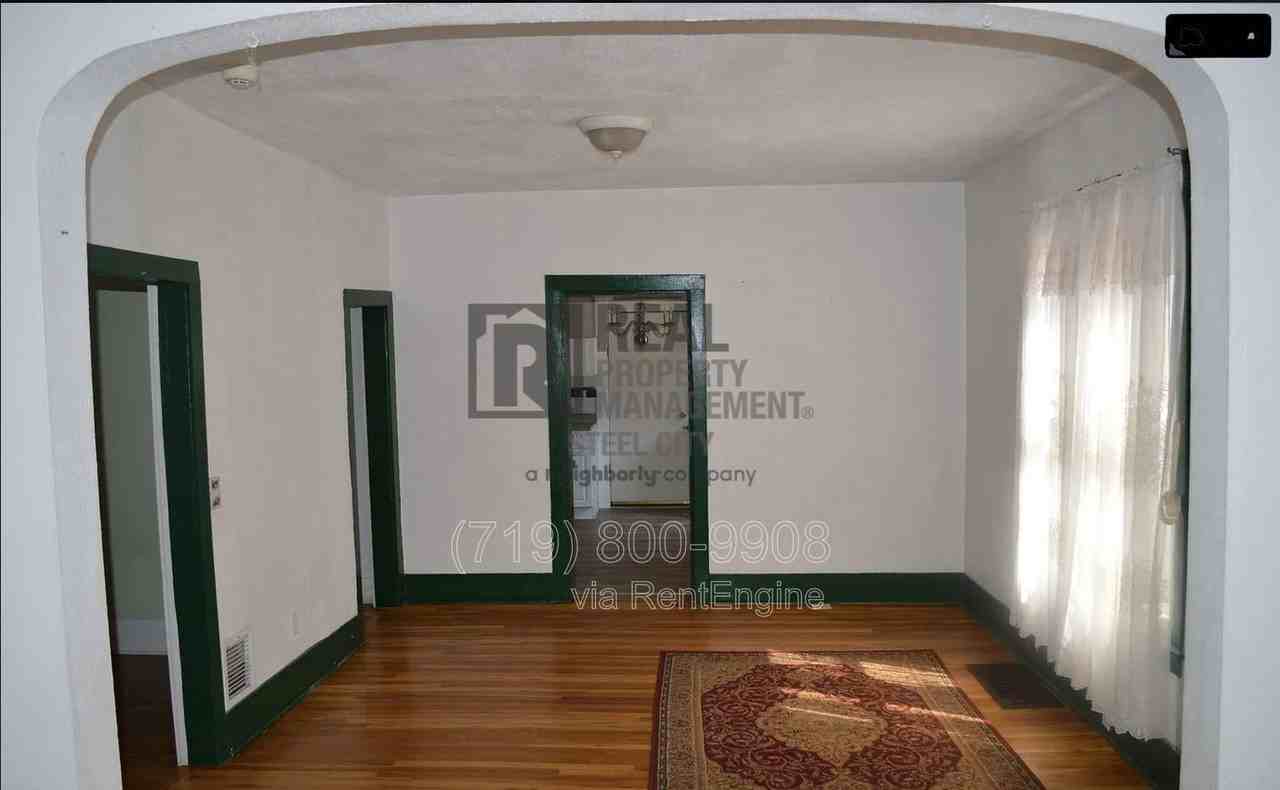 1012 Cedar St - Photo 5 of 14