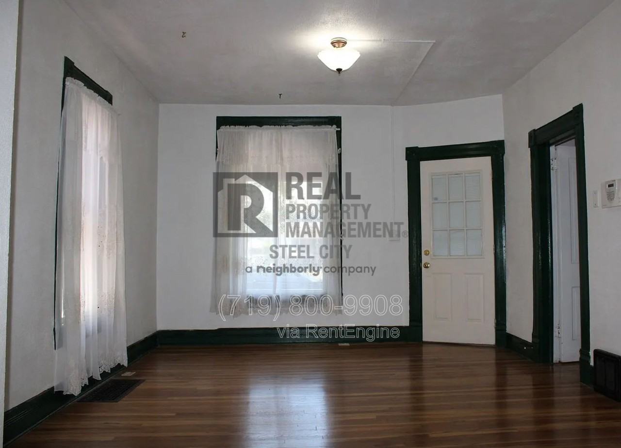 1012 Cedar St - Photo 6 of 14