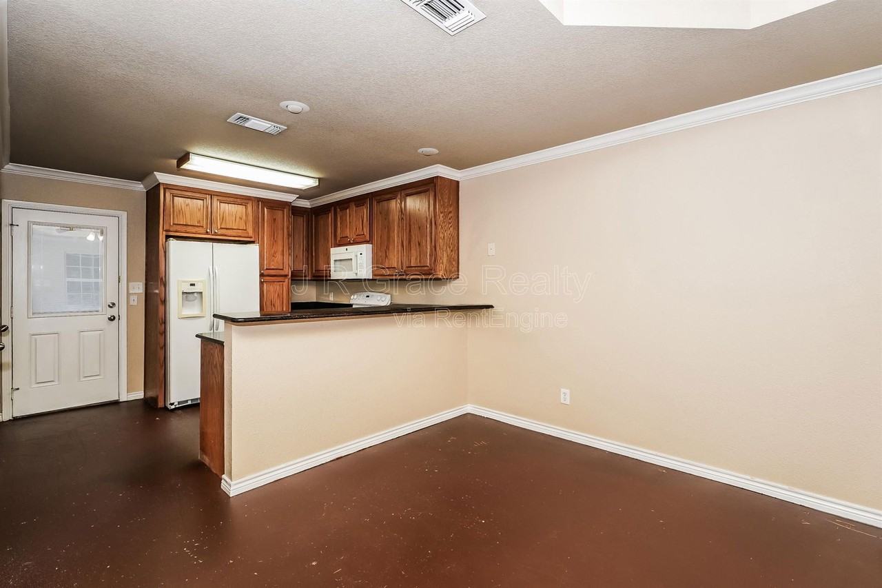 740 Rocky Ridge Flatts - Photo 6 of 15