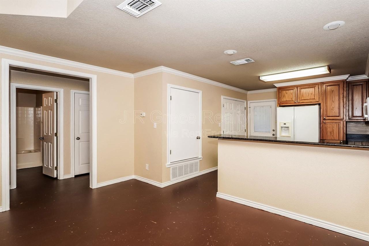 740 Rocky Ridge Flatts - Photo 7 of 15