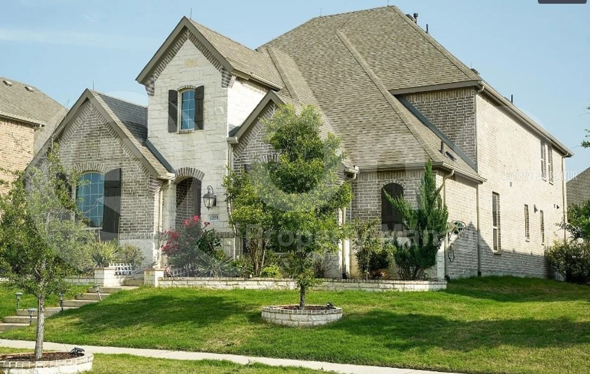 12559 Ravine Creek Rd - Photo 7 of 33