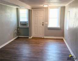 featured image of 218 N Oleander Ave #2