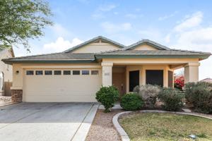 featured image of 8026 S 48th Dr