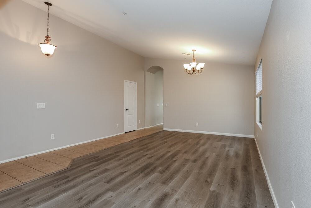 8026 S 48th Dr - Photo 3 of 16