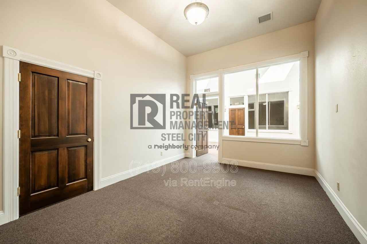 226 S Union Ave #205 - Photo 5 of 5