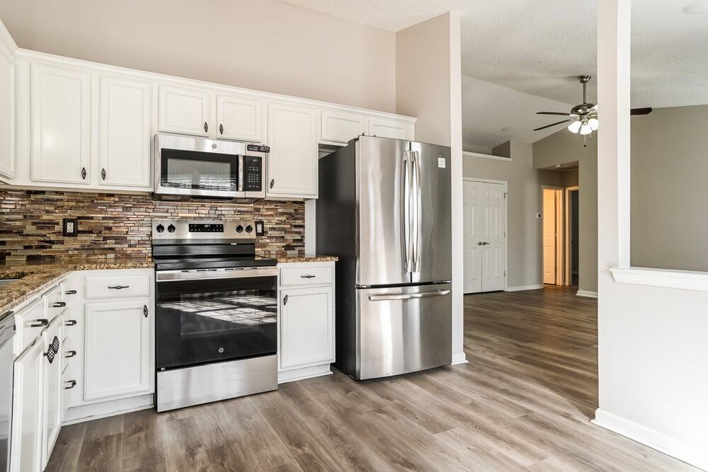 1610 Royal Tree Ct - Photo 7 of 16